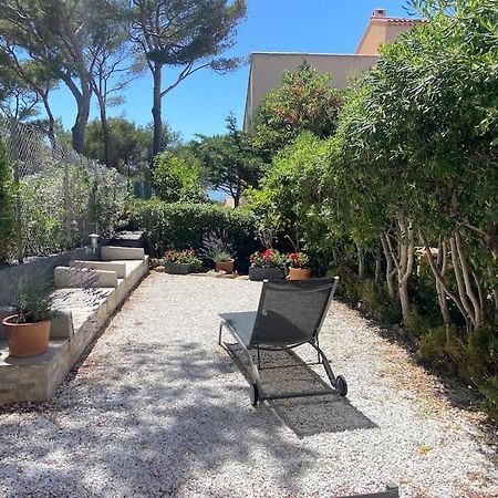 Logement entier T2 climatisé, parking gratuit, jardin, mer Sanary-sur-Mer Buitenkant foto